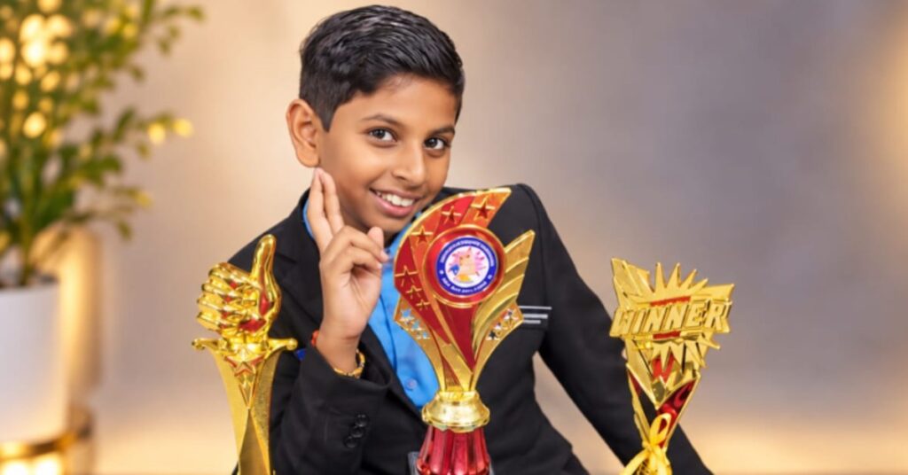 SJKT சிம்பாங் லிமா தமிழ்ப்பள்ளி மாணவர் அரீஷ் ஷர்மா : பேச்சு, படைப்பாற்றல், தலைமைத்துவம் என அனைத்திலும் முத்திரை பதிக்கும் இளம் சாதனையாளர்