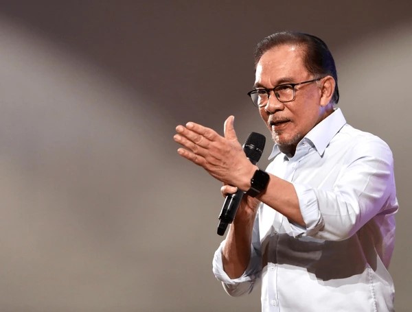 எரிபொருள் மானியம் RM5 பில்லியனாக உயர்வு : அரசு செலவு மறுசீரமைப்பு