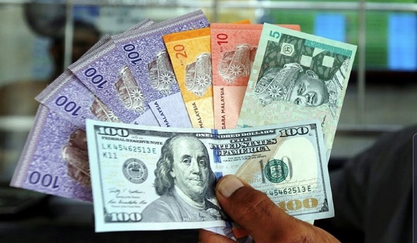 முக்கிய நாணயங்களுக்கு எதிராக ரிங்கிட்டின் மதிப்பு உயர்ந்தது, ஆனால் அமெரிக்க டாலருக்கு எதிராக குறைந்தது