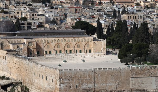 இஸ்ரேலிய ஆட்சி அல்-அக்ஸா மசூதி வளாகத்தை தொடர்ந்து எட்டு நாட்களுக்கு மூடியது