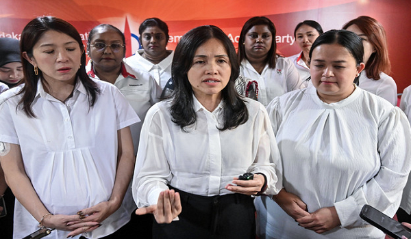 சிலாங்கூர் பெண்கள் டிஏபி பெண்கள் இலவச சட்ட ஆலோசனை பெற உதவுகிறது