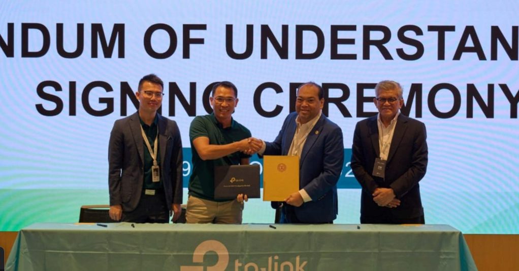 மலேசியத் தொழில்நுட்பத் திறனாளர்களை உருவாக்க TP-Link Malaysia – UniSHAMS இடையே மூன்றாண்டு ஒப்பந்தம்