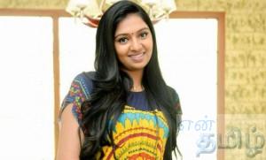 Lakshmi-Menon-22-10-2013_0