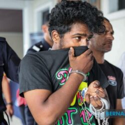 வழிப்பறிக் கொள்ளையிட்டதாக ஆடவர் மீது குற்றப்பதிவு