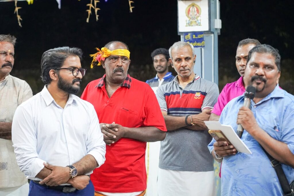 பாலோங் இந்திய சமூகத்தை சந்தித்தார் அமைச்சர் யுனேஸ்வரன் ராமராஜ் : மக்களின் கருத்துகளை கேட்டறிந்தார்