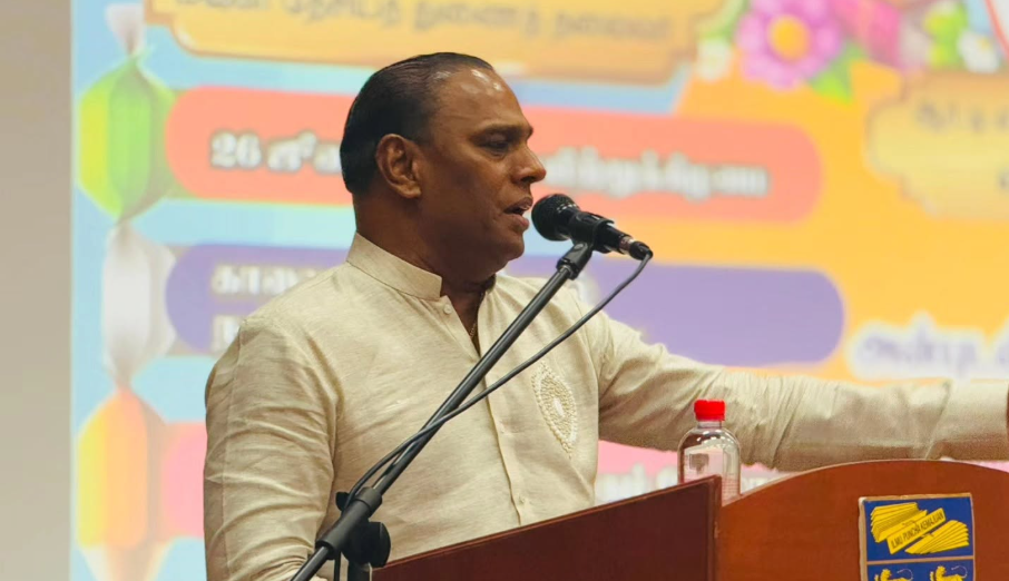 மலாயாப் பல்கலைக்கழகத்தில் ‘ஞானவெள்ளம்’ இலக்கிய நிகழ்ச்சியைத் தொடங்கி வைத்தார் டத்தோ ஸ்ரீ டாக்டர் எம். சரவணன்