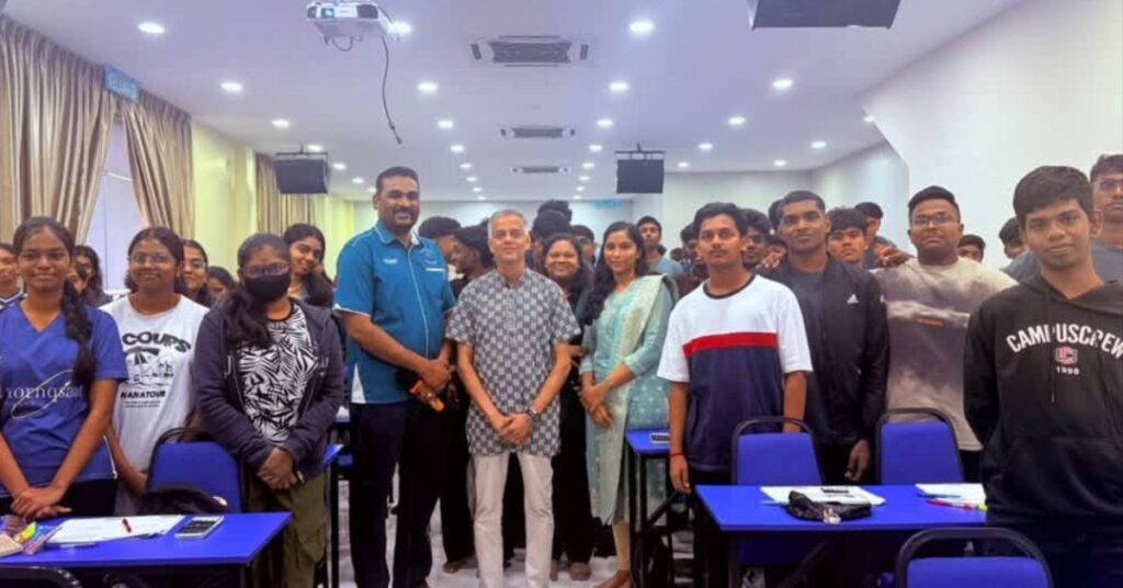 மதானி கல்வித் திட்டம் : ஜோகூரில் 150 மாணவர்களுக்குச் சிறப்புப் பயிற்சி வழங்கும் மித்ரா