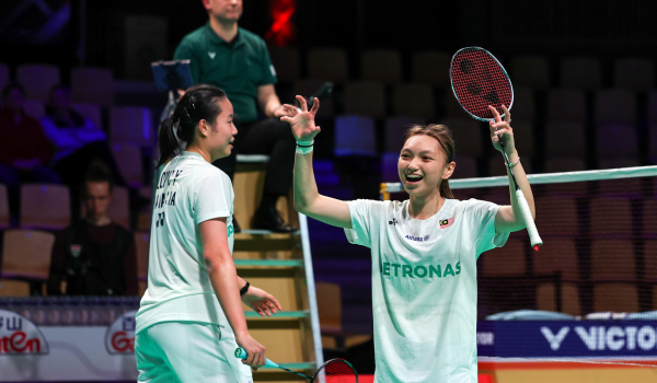 உபர் கோப்பை : ஜப்பான் ஜோடியை வீழ்த்திய மலேசிய வீராங்கனைகள்