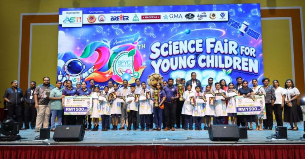 தேசிய இளம் விஞ்ஞானிகள் அறிவியல் கண்காட்சி 2026 : தங்க விருதை வென்ற கங்கார் புலாய் தமிழ்ப்பள்ளி