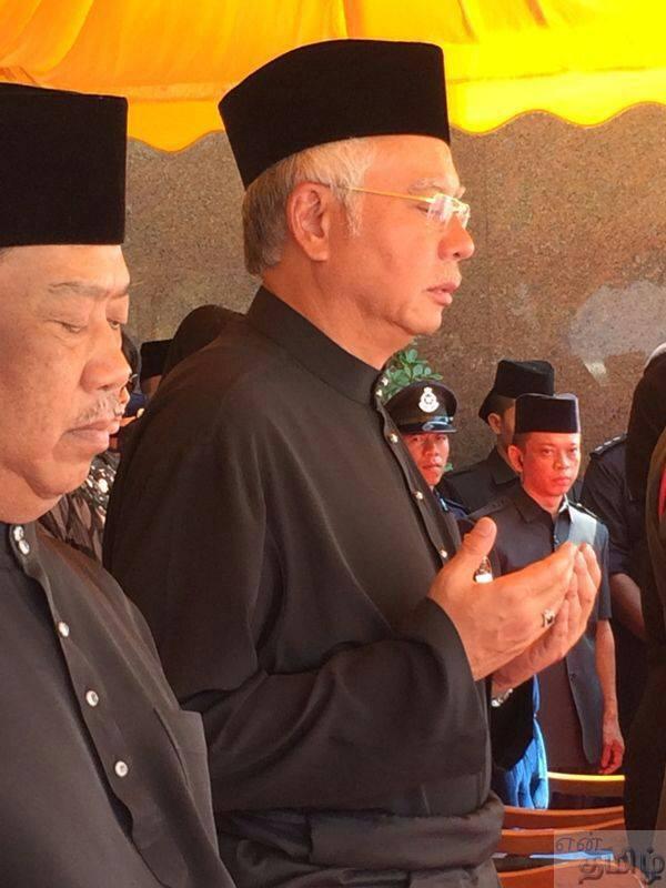 MH17 விபத்தில் இறந்தவர்களுக்கு ஒரு நிமிடம் மௌன அஞ்சலி செலுத்தப்பட்டது