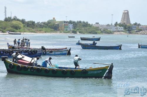 தமிழகத்தில் மீன் பிடி தடைகாலம் தொடங்கியது